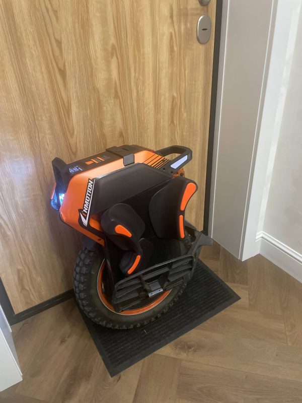 Ride EUC's With Us Electric Unicycles In Australia EUC For Sale Order electric unicycle in Melbourne Buy inmotion v14 in Australia